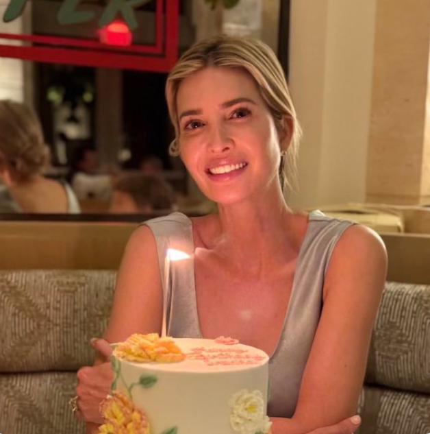 Ivanka Trump - 'Nữ thần Nhà Trắng' hiện ra sao sau 4 năm vắng bóng?- Ảnh 4.